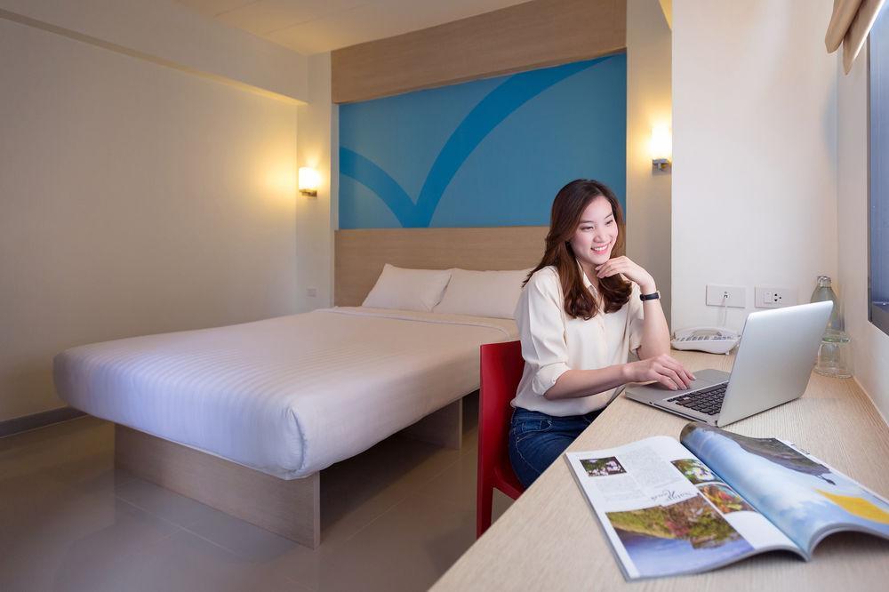 Hop Inn Nakhon Ratchasima Exterior photo