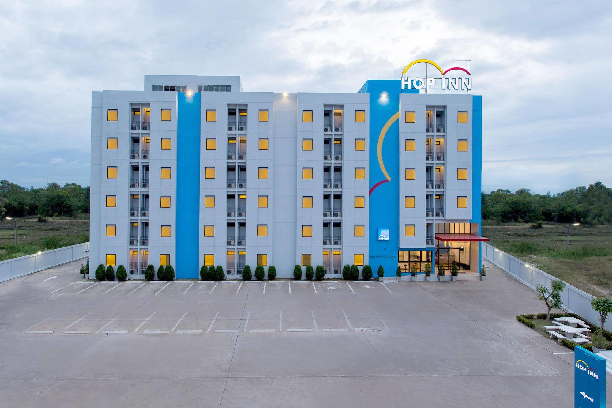 Hop Inn Nakhon Ratchasima Exterior photo